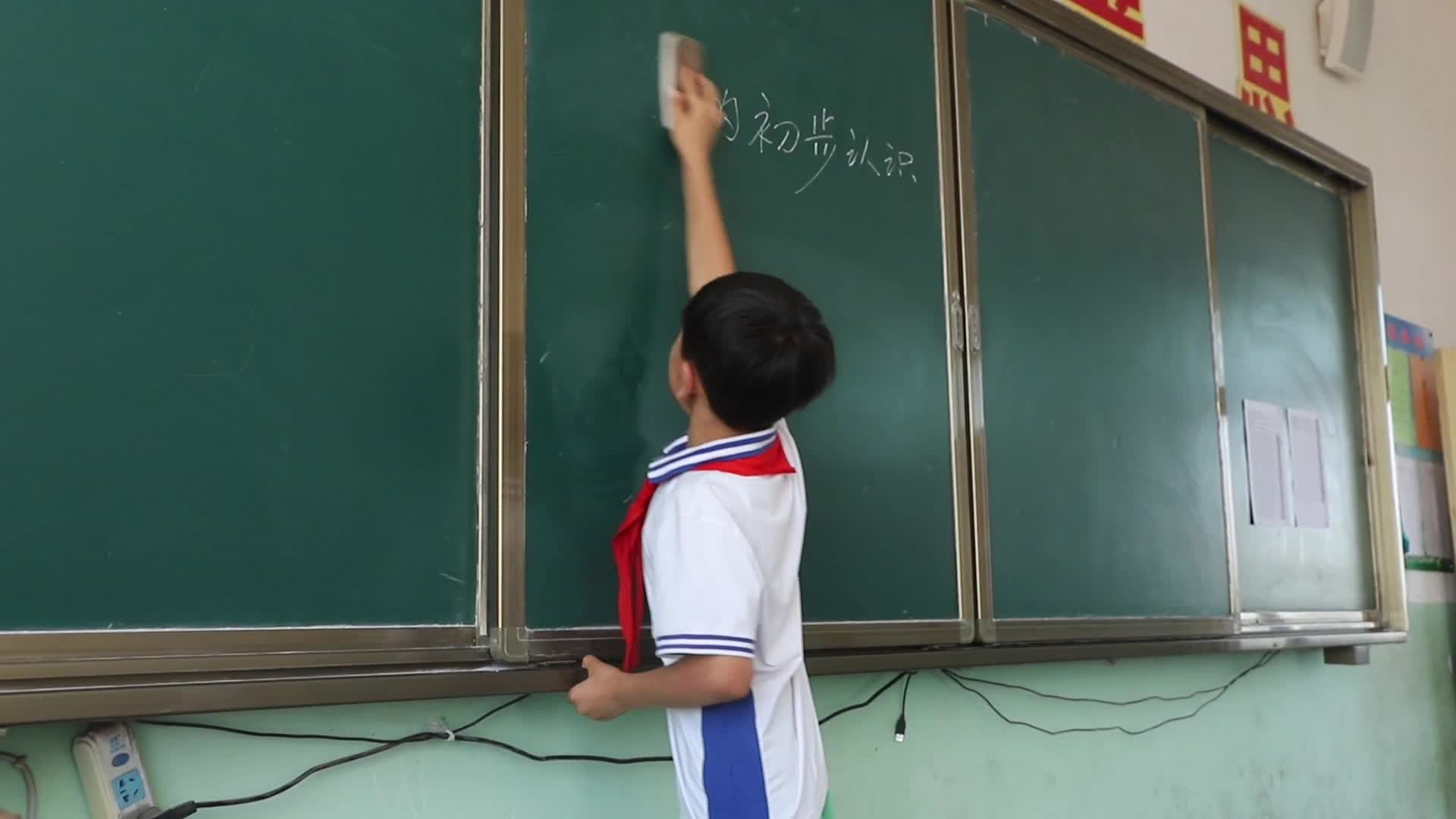 【新時(shí)代慶陽(yáng)好少年·馬宏發(fā)】眼里有光，心中有愛(ài)
